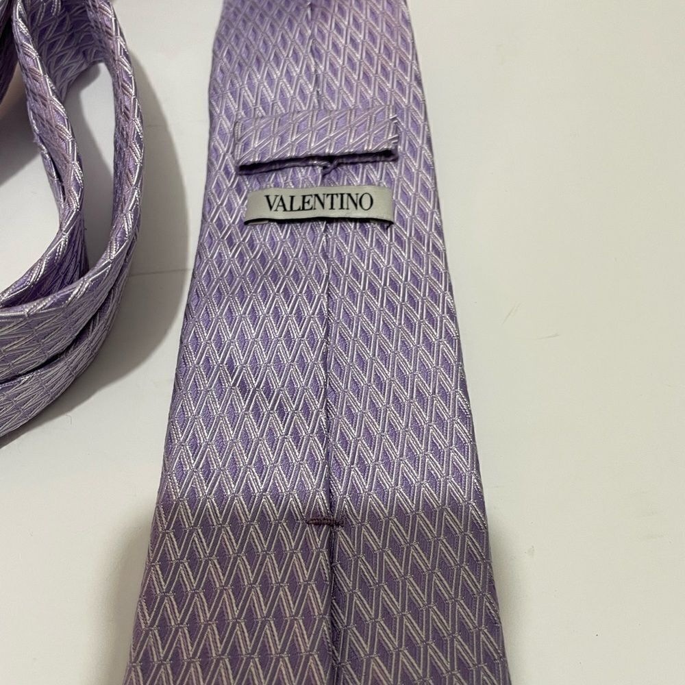 Valentino men’s neck tie light purple made in Italy - Picture 4 of 6
